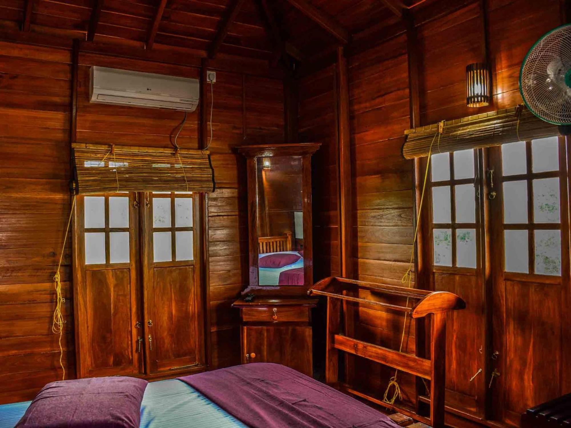 Lake Villa Resort Тиссамахарама Экстерьер фото